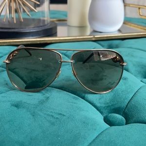 Gucci aviator gold sunglasses